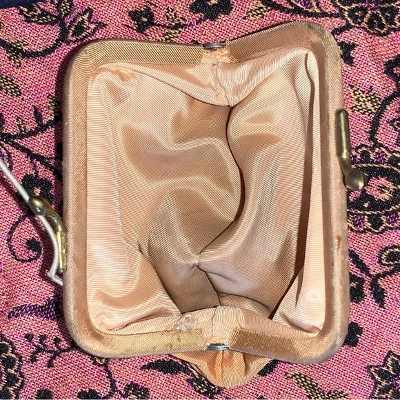 Vintage Elegant Handbag in Midnight Blue - Picture 15 of 15